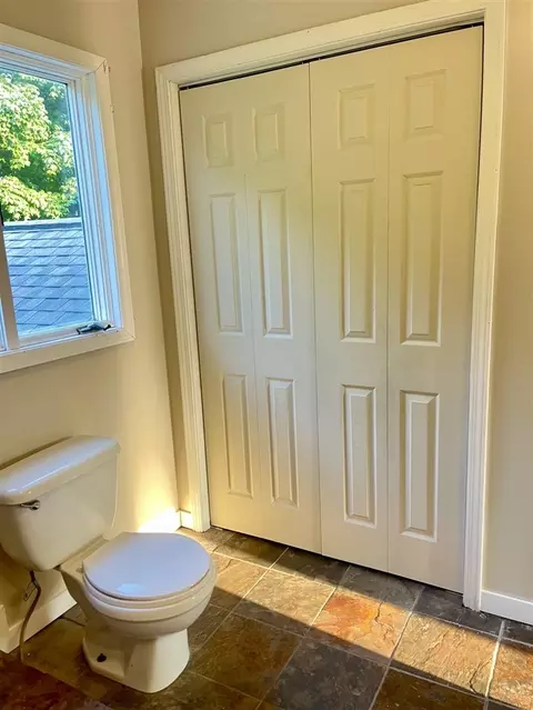 Bath - 4724 Flat Riv, Belding, MI 48809 photo 3 of 6