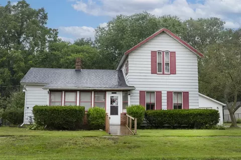69115 Maple, Edwardsburg, MI 49112