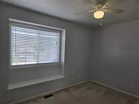 Bedroom - 33445 Bay Hl, Romulus, MI 48174 photo 4 of 4