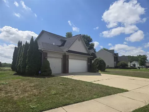 Exterior - 33445 Bay Hl, Romulus, MI 48174 photo 3 of 4