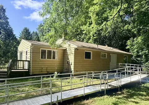 7950 96th, Alto, MI 49302