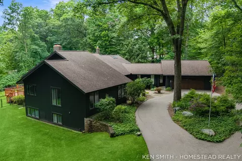 1660 Mont Rue, Grand Rapids, MI 49546