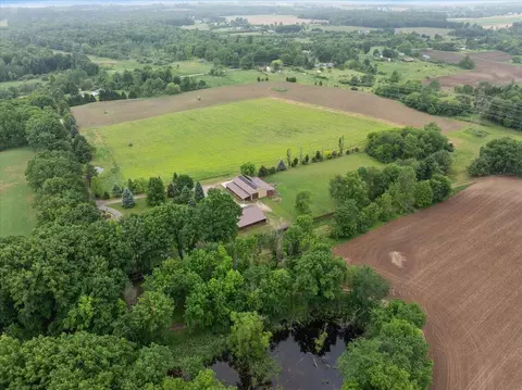 View/Area - 805 W Moore, Grant, MI 49327 photo 7 of 13