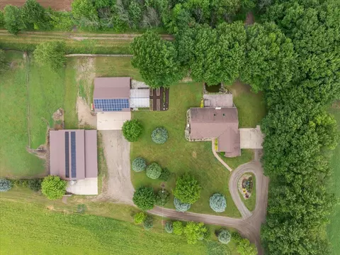 View/Area - 805 W Moore, Grant, MI 49327 photo 2 of 13