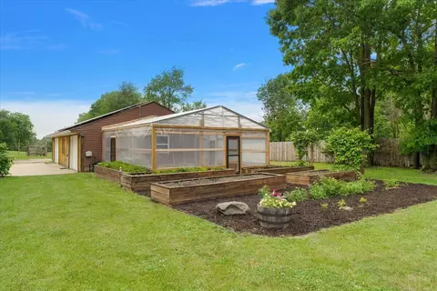 Exterior - 805 W Moore, Grant, MI 49327 photo 4 of 14