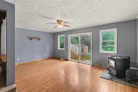Living - 888 Riverview, Plainwell, MI 49080 photo 3 of 3
