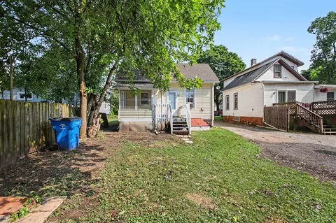 Exterior - 527 Webb, Jackson, MI 49202 photo 3 of 5