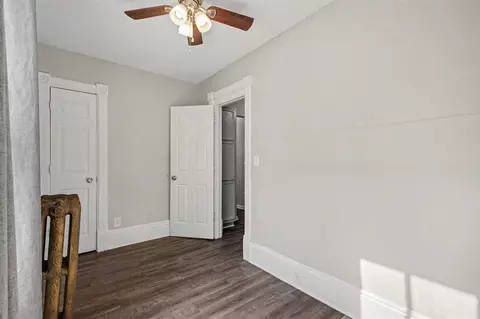 Bedroom - 527 Webb, Jackson, MI 49202 photo 4 of 6