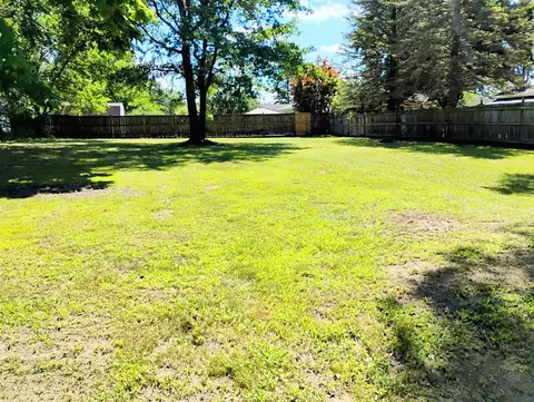 Exterior - 3957 Flansburg, Jackson, MI 49203 photo 5 of 6