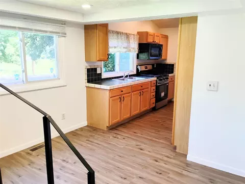 Kitchen - 3957 Flansburg, Jackson, MI 49203 photo 3 of 3