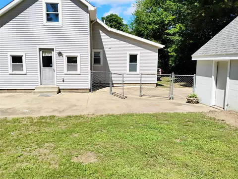 Exterior - 3957 Flansburg, Jackson, MI 49203 photo 2 of 6