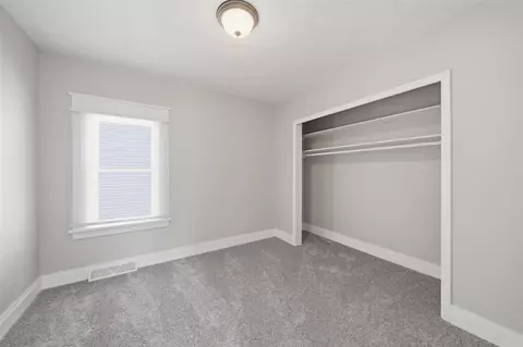 Bedroom - 208 S Brown, Jackson, MI 49203 photo 1 of 4