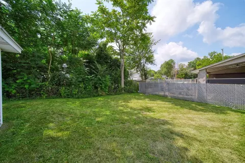 Exterior - 208 S Brown, Jackson, MI 49203 photo 10 of 10