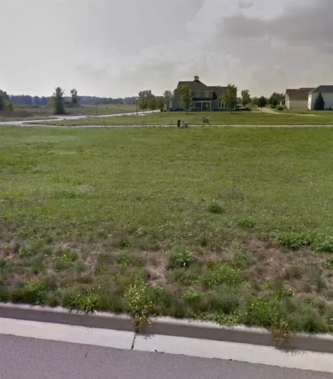 886 Winchester, Holland, MI 49423