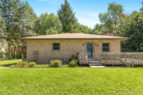 1085 4 Mile, Grand Rapids, MI 49525