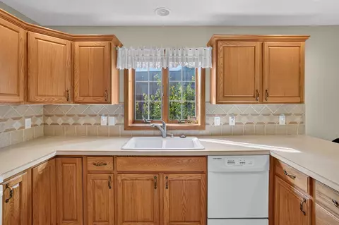 Kitchen - 4729 Dimond, Dimondale, MI 48821 photo 3 of 6