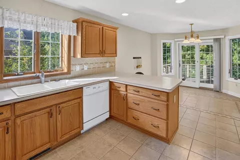 Kitchen - 4729 Dimond, Dimondale, MI 48821 photo 4 of 6