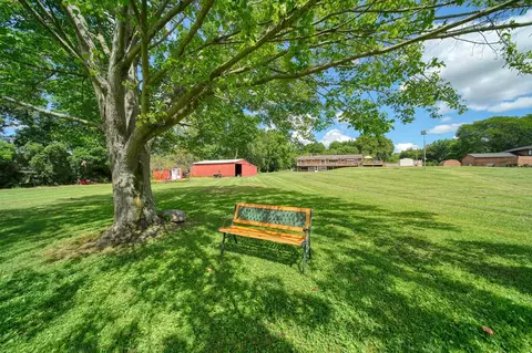 Exterior - 6060 Lansing, Jackson, MI 49201 photo 16 of 20