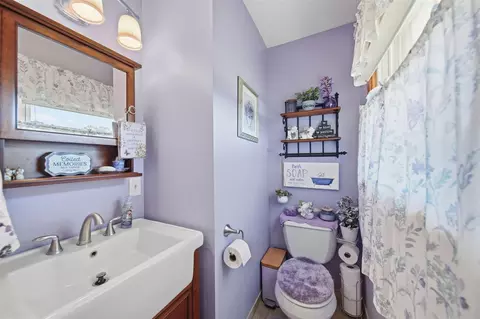 Bath - 6060 Lansing, Jackson, MI 49201 photo 3 of 3