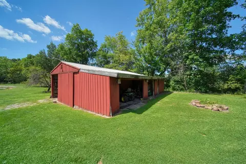 Exterior - 6060 Lansing, Jackson, MI 49201 photo 14 of 20