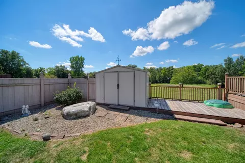 Exterior - 6060 Lansing, Jackson, MI 49201 photo 13 of 20