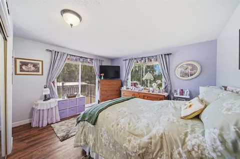 Bedroom - 6060 Lansing, Jackson, MI 49201 photo 2 of 6