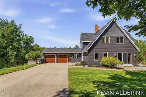 8959 Ottogan, Holland, MI 49423