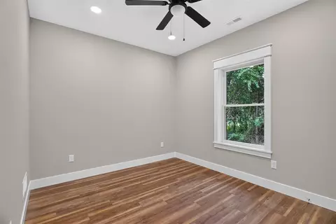 Bedroom - 9620 Rexford, Jackson, MI 49201 photo 6 of 10