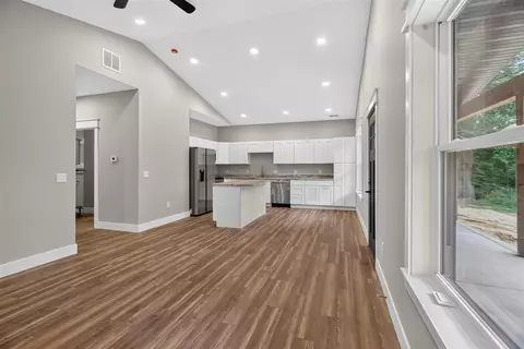 Entry Way - 9620 Rexford, Jackson, MI 49201 photo 5 of 8