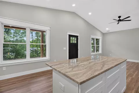 Entry Way - 9620 Rexford, Jackson, MI 49201 photo 7 of 8