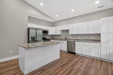 Kitchen - 9620 Rexford, Jackson, MI 49201 photo 4 of 4