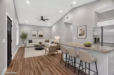 Living - 9620 Rexford, Jackson, MI 49201 photo 2 of 5