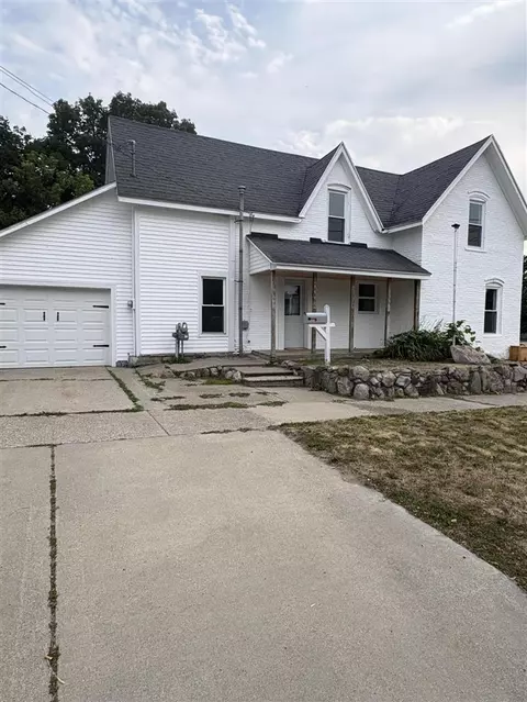 627 S Chestnut, Reed City, MI 49677