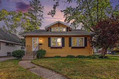 1130 Ireland, Muskegon, MI 49441