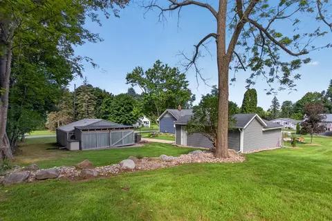 Exterior - 527 Pershing, Jackson, MI 49203 photo 10 of 12