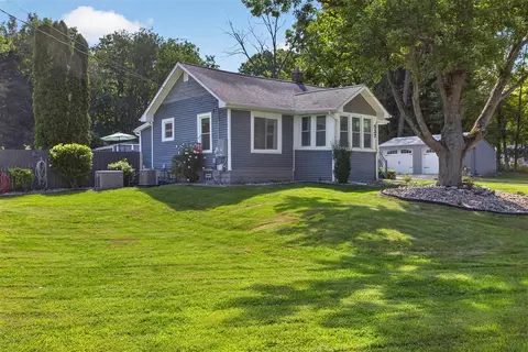 Exterior - 527 Pershing, Jackson, MI 49203 photo 6 of 12