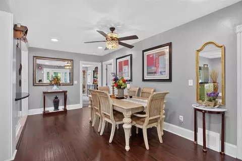 Dining - 527 Pershing, Jackson, MI 49203 photo 1 of 1
