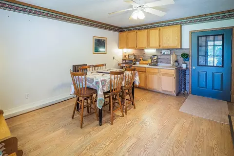 Dining - 84 Thelen, Gobles, MI 49055 photo 7 of 8