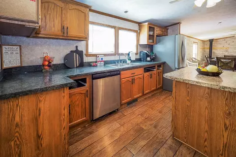 Kitchen - 84 Thelen, Gobles, MI 49055 photo 2 of 6