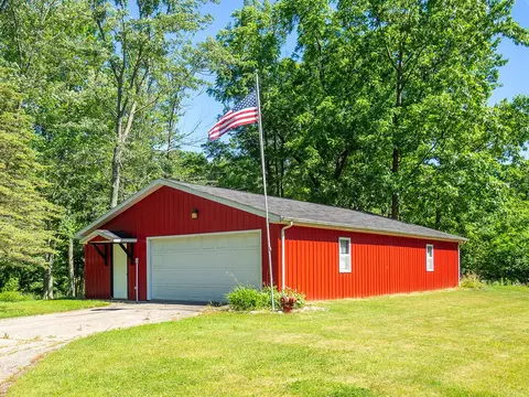 Exterior - 84 Thelen, Gobles, MI 49055 photo 13 of 15