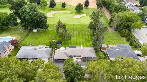 1949 Meadowfield, Grand Rapids, MI 49505