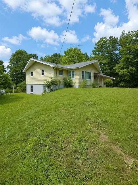 12215 Leonard, Nunica, MI 49448