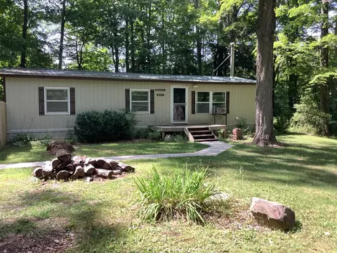 9488 S 11, Cadillac, MI 49601
