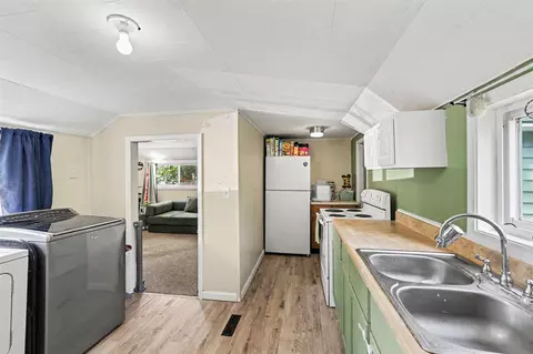 Other - 2347 Lansing, Jackson, MI 49202 photo 4 of 7