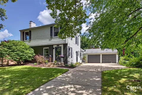 160 S Parklane, Grand Rapids, MI 49505