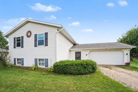 2074 101st, Otsego, MI 49078