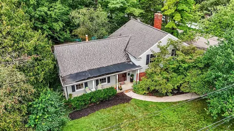201 S Monroe, Rockford, MI 49341