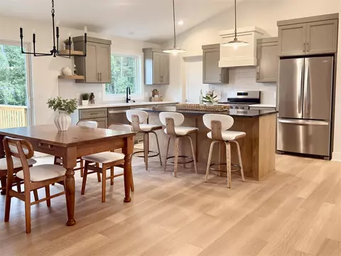 Kitchen - 11802 Everett, Allendale, MI 49401 photo 1 of 11
