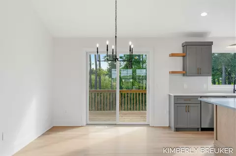 Dining - 11802 Everett, Allendale, MI 49401 photo 2 of 3