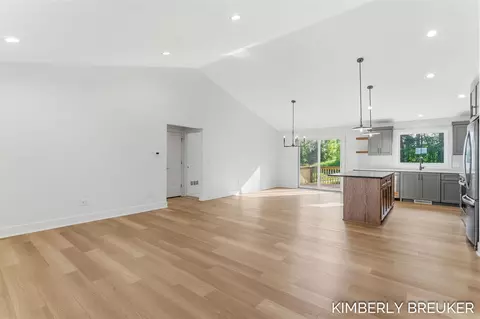 Living - 11802 Everett, Allendale, MI 49401 photo 5 of 6